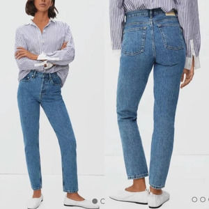 NWT Everlane The '90s Cheeky Straight Jean in Medium Blue Size 33 Crop